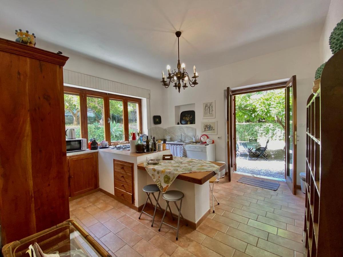 Villa Tana Pacenzia Cefalù Exterior foto