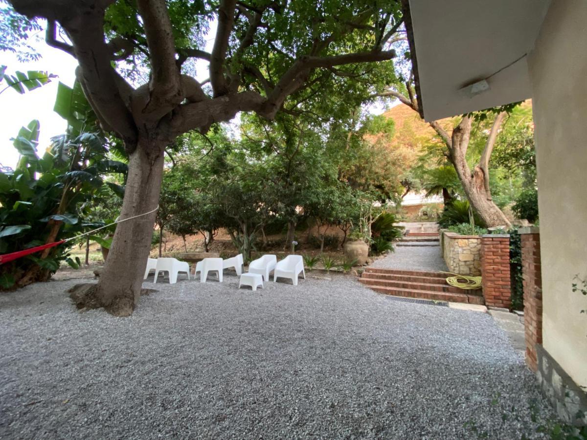Villa Tana Pacenzia Cefalù Exterior foto